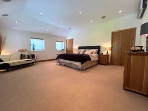 Photo 11- click for photo gallery